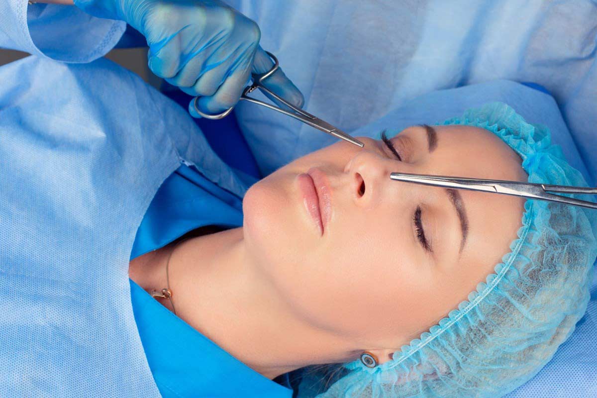 مدت زمان جراحی بینی به چه عواملی بستگی دارد؟